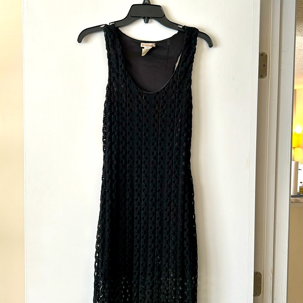 Black body central maxi dress